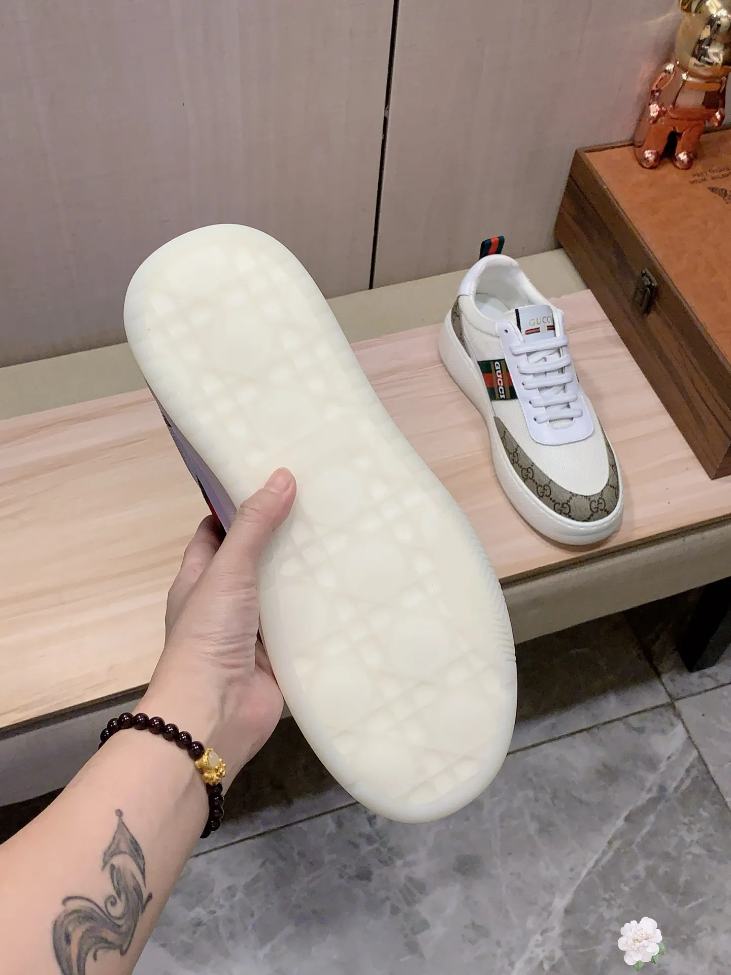 Men's Men's Shoes💰442💰💰🎩🎩[Lightning][Lightning] "Gucci*" The latest and most popular casual shoes, top brand [seduce] luxury~purchase, top~quality. [Strong] The upper is made of imported breathable cowhide with material ➕ breathable sheepskin lining (•) and fine workmanship. The original stylish and stylish soft rubber wear-resistant and non-slip outsole is light and comfortable on the feet. The real thing looks better when photographed in person. No. 143: Code: 38-44, 45 can be customized, 4️⃣ colors are available